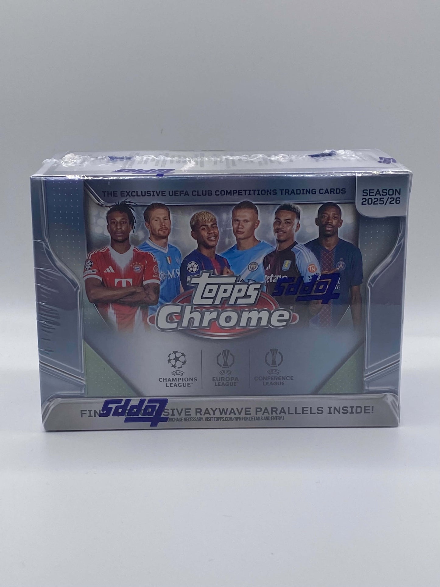 Topps Chrome UCC Fußball Blaster Box 2025/26
