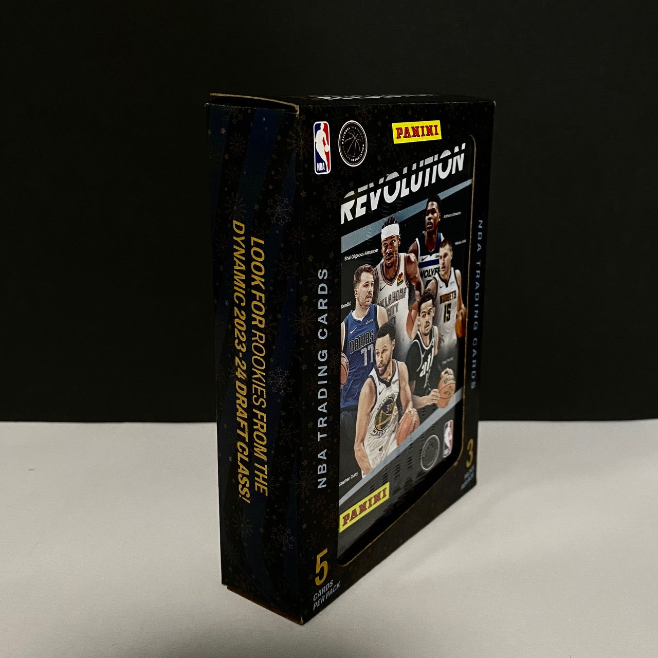 2023/24 Panini Revolution Basketball Winter Tin